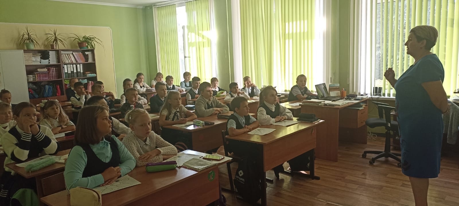 Фотография школы.